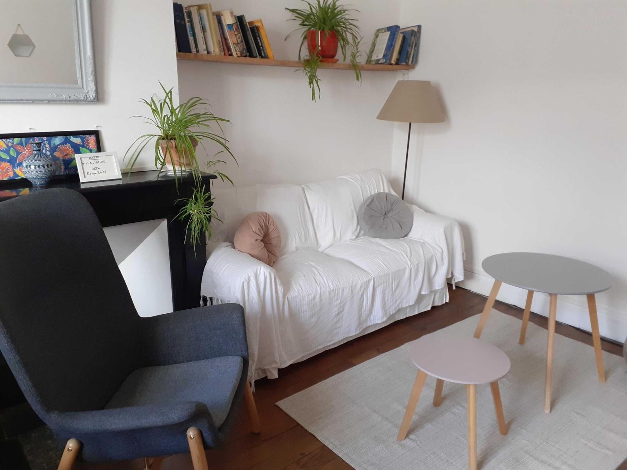 Apartment Grand 3 Pieces En Centre-ville *